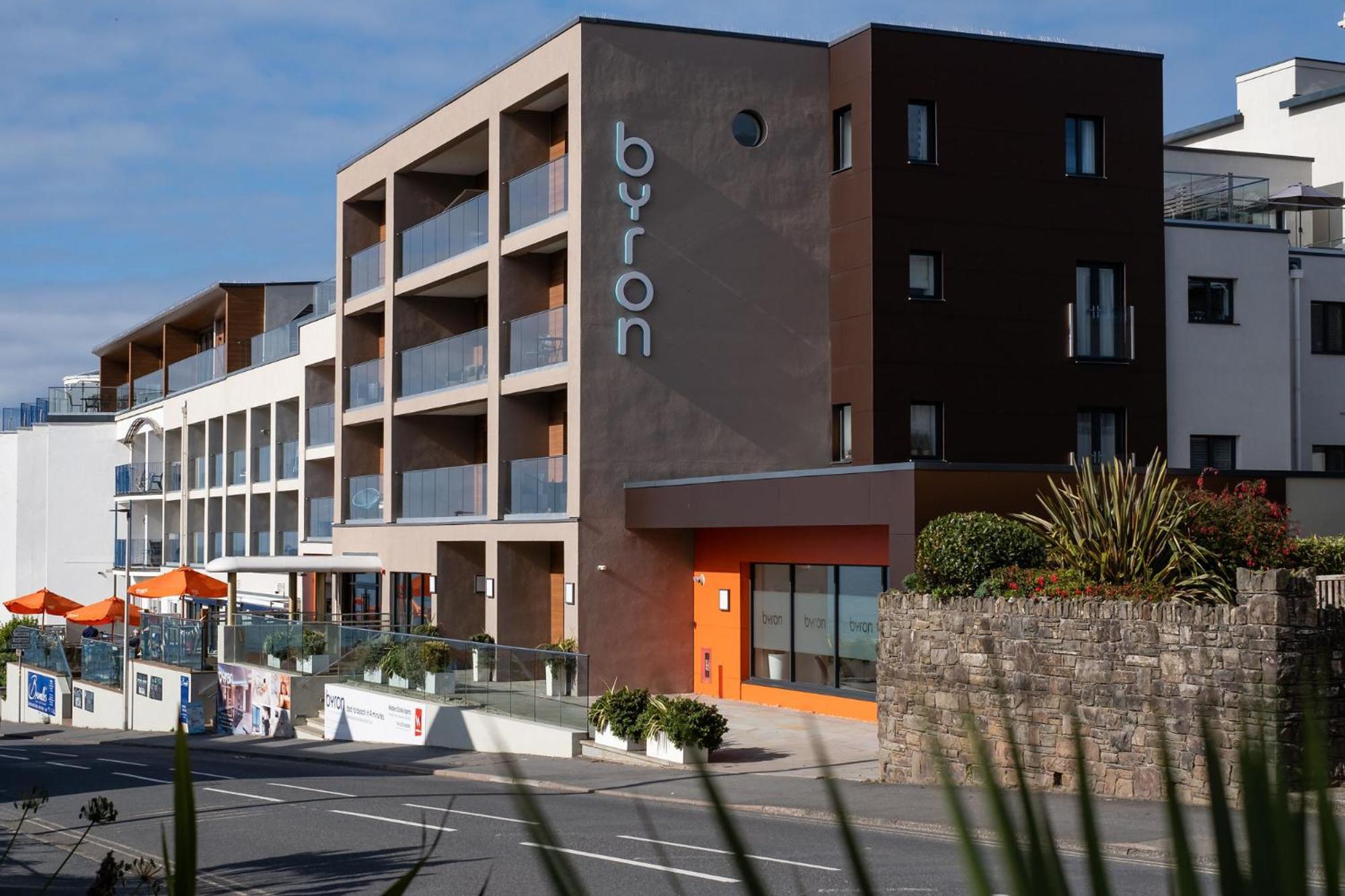 8 Middlecombe - Luxury Apartment At Byron Woolacombe, Only 4 Minute Walk To Woolacombe Beach! Exterior photo