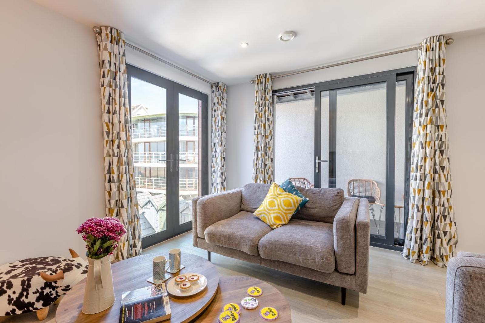 8 Middlecombe - Luxury Apartment At Byron Woolacombe, Only 4 Minute Walk To Woolacombe Beach! Exterior photo